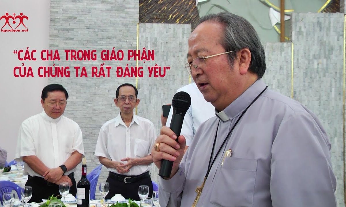 ĐTGM Phao-lô Bùi Văn Đọc: " Các cha trong giáo phận thật đáng yêu"