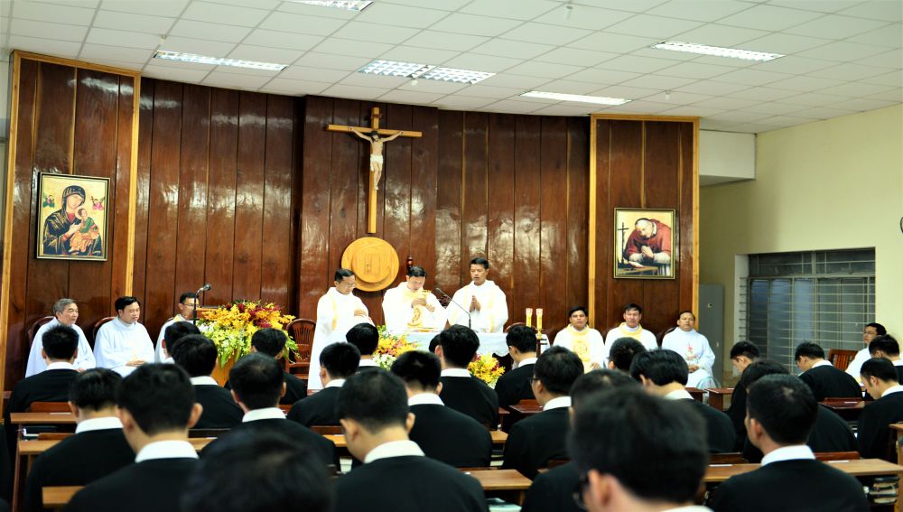 Thánh Lễ Tạ Ơn của các tân Linh mục và tân Phó tế tại Học Viện Thánh Anphongsô | 2/7/2020