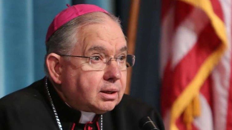 Các giám mục Hoa Kỳ bỏ phiếu soạn tài liệu về việc rước lễ có liên quan đến các chính trị gia Công giáo phò phá thai
