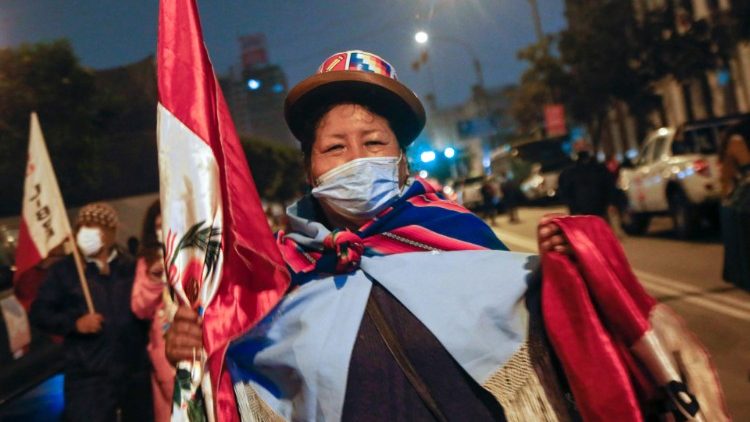 Giáo hội Peru kêu gọi bảo vệ nền dân chủ