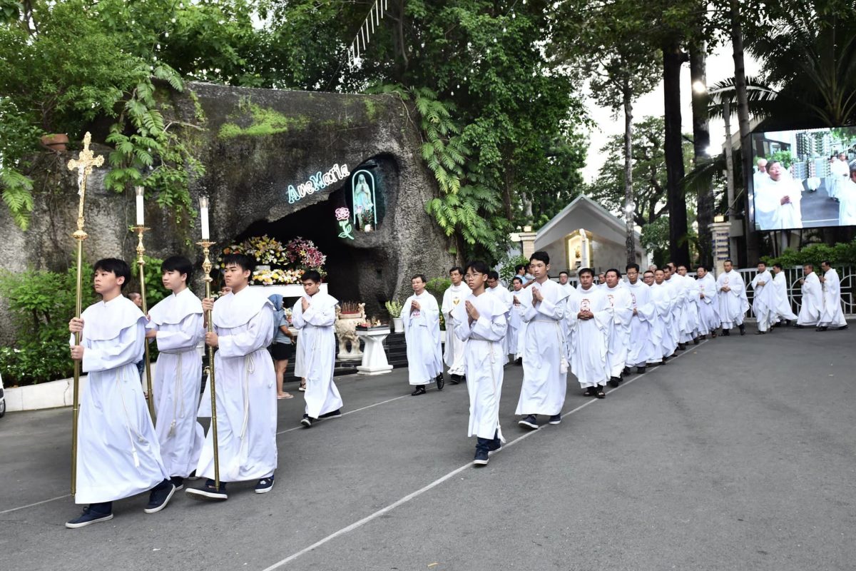 THÁNH LỄ MỪNG KÍNH THÁNH ANPHONGSÔ – ĐẤNG SÁNG LẬP DÒNG CHÚA CỨU THẾ